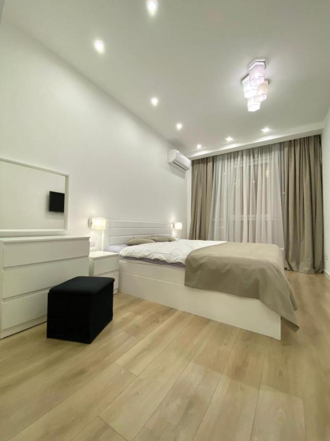 Vip Apartment In Odessa Exterior photo