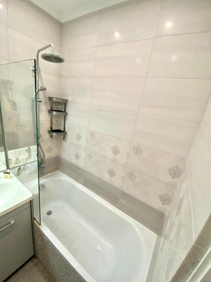 Vip Apartment In Odessa Exterior photo